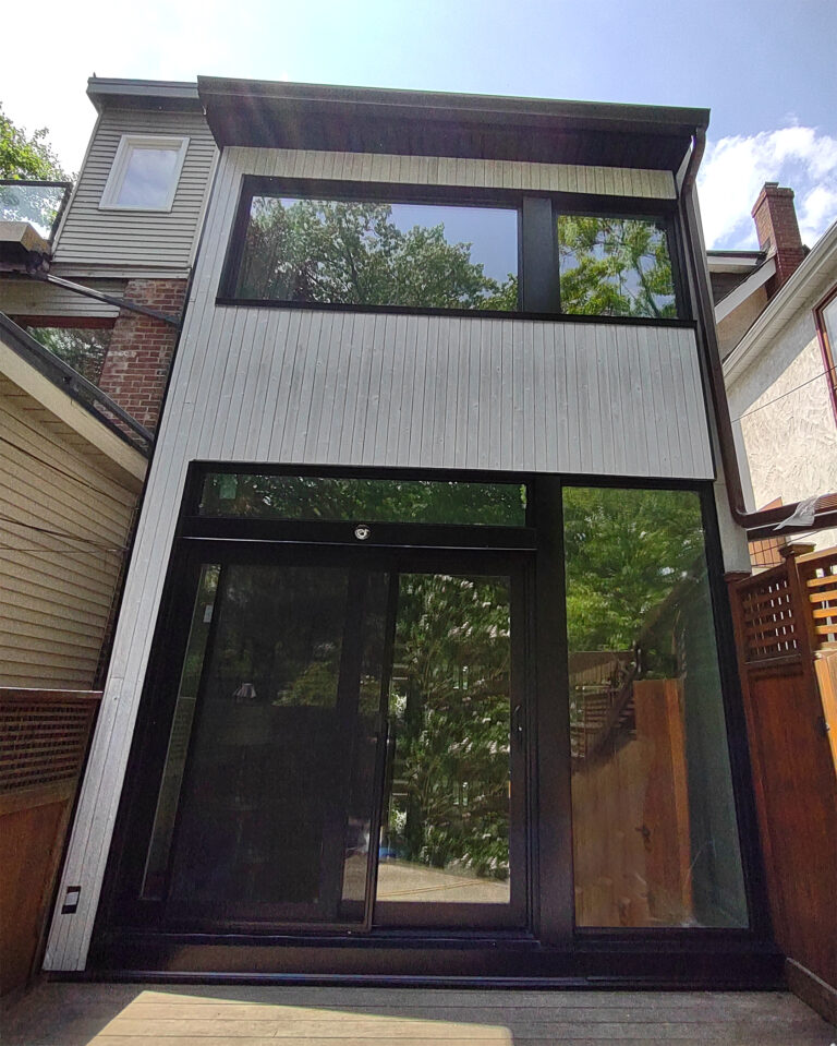 Waverly Low-Carbon Retrofit – Upgrading and modernizing a residence in the beaches